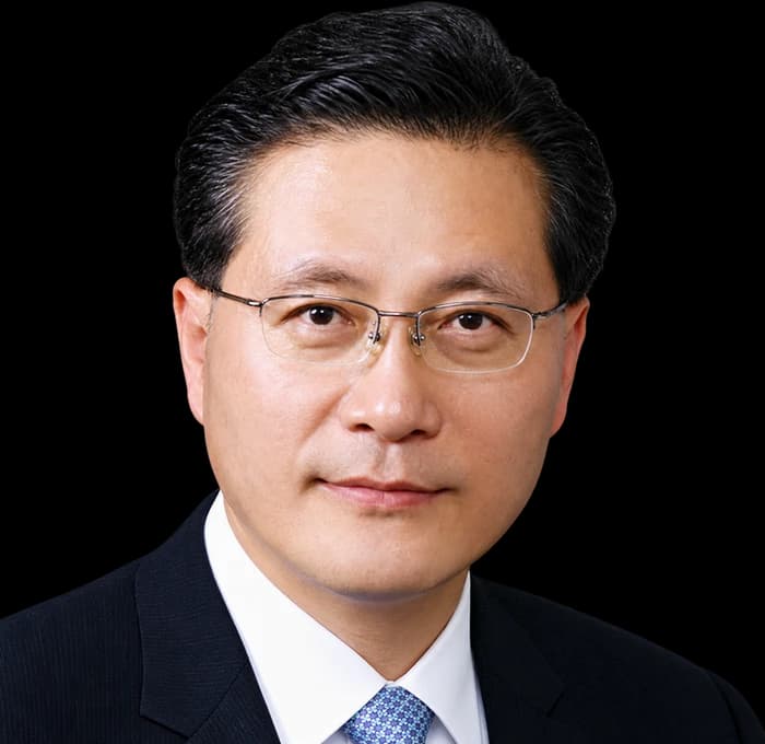 Portrait of Prof. Young Guk Park